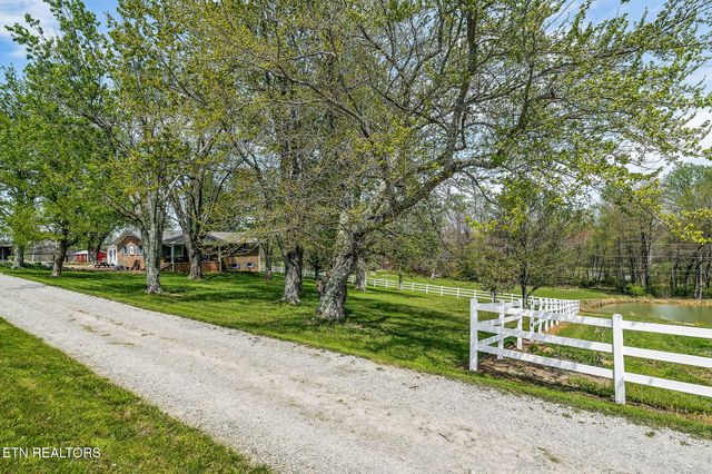 698 Maynard Rd Rd, Crossville, TN 38571