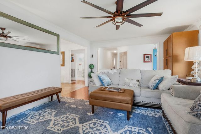 698 Maynard Rd Rd, Crossville, TN 38571