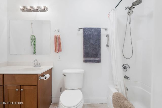 698 Maynard Rd Rd, Crossville, TN 38571