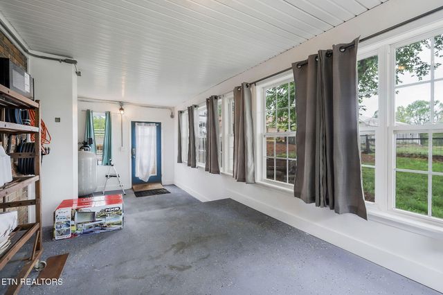 698 Maynard Rd Rd, Crossville, TN 38571