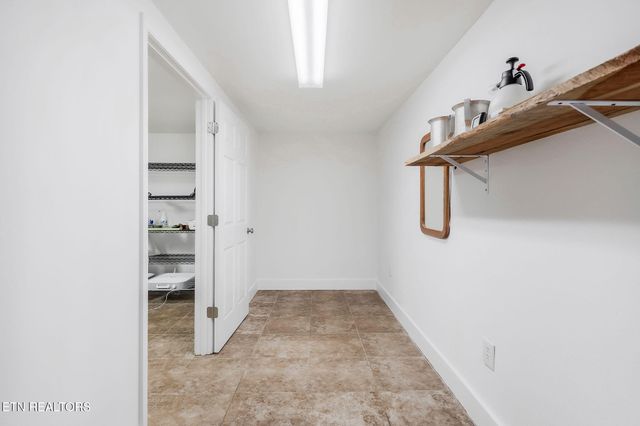 698 Maynard Rd Rd, Crossville, TN 38571