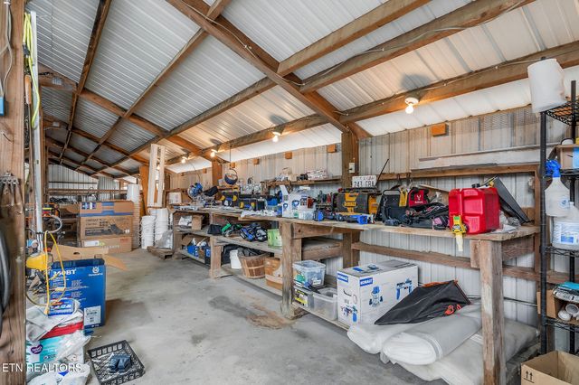 698 Maynard Rd Rd, Crossville, TN 38571