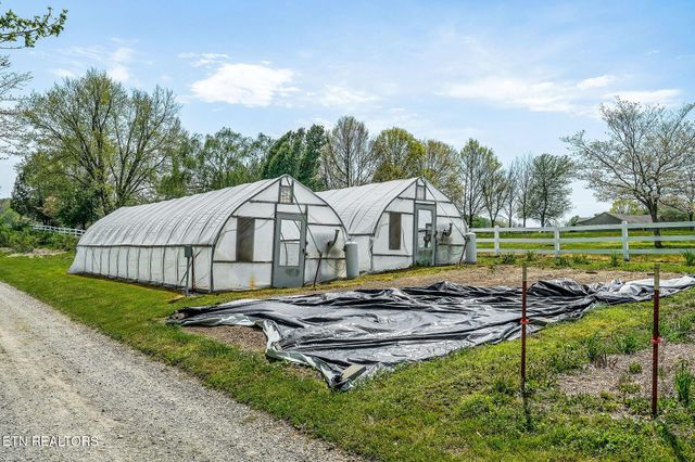 698 Maynard Rd Rd, Crossville, TN 38571