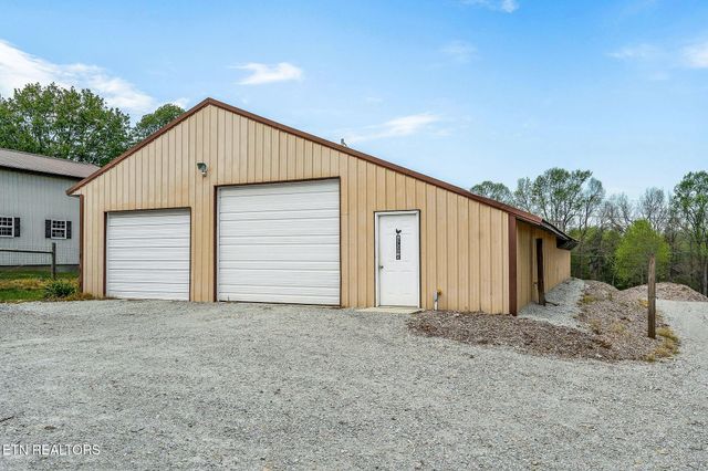 698 Maynard Rd Rd, Crossville, TN 38571