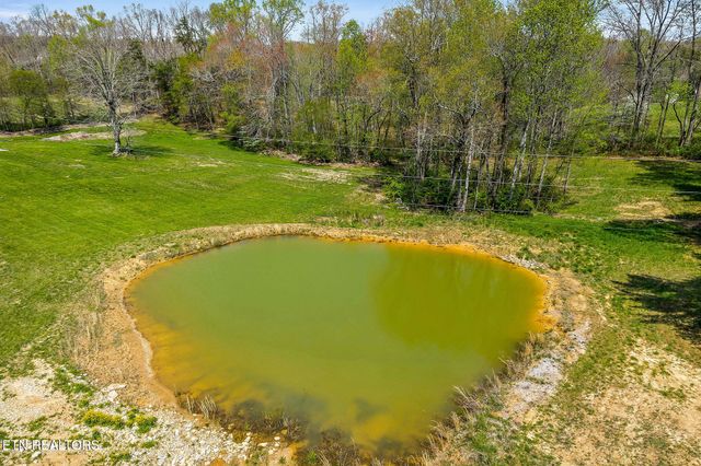 698 Maynard Rd Rd, Crossville, TN 38571