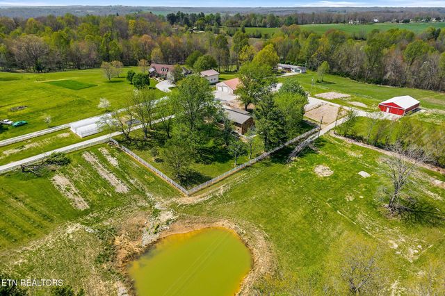 698 Maynard Rd Rd, Crossville, TN 38571