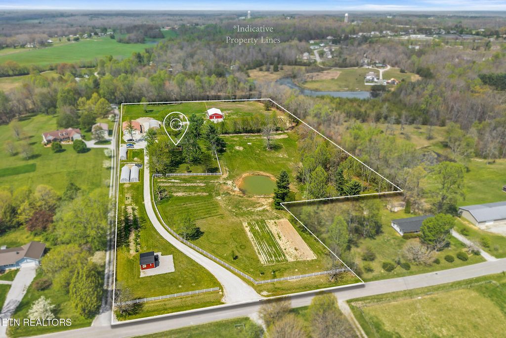 698 Maynard Rd Rd, Crossville, TN 38571