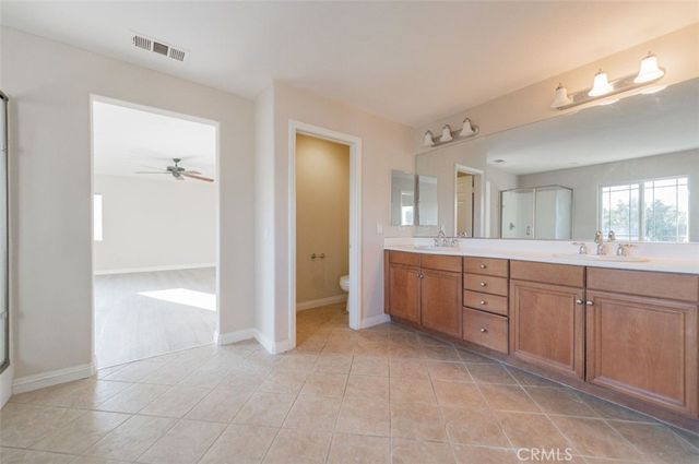 581 Suncup Circle, Hemet, CA 92543