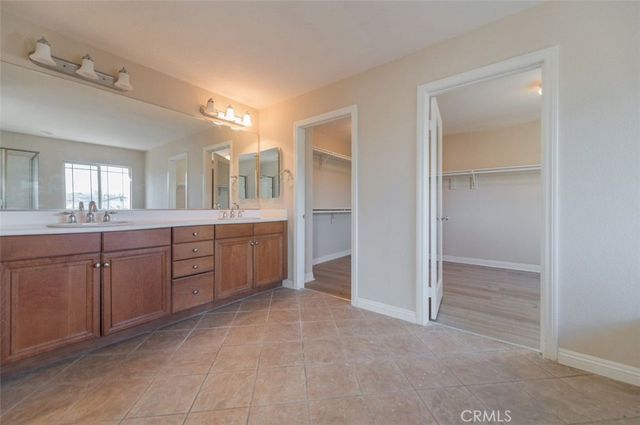 581 Suncup Circle, Hemet, CA 92543