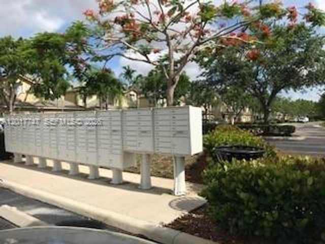 2434 Cordoba Bnd 2434, Weston, FL 33327