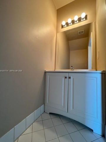 2434 Cordoba Bnd 2434, Weston, FL 33327