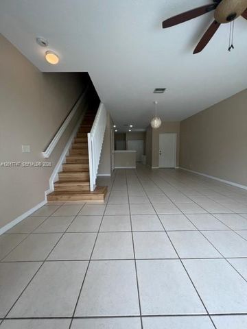 2434 Cordoba Bnd 2434, Weston, FL 33327