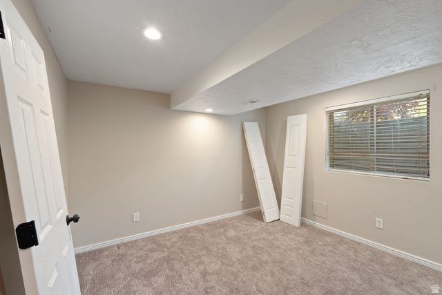 1762 S 350 E, Kaysville, UT 84037