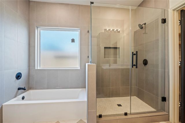 3926 Bur Oak Drive, Santa Fe, TX 77517