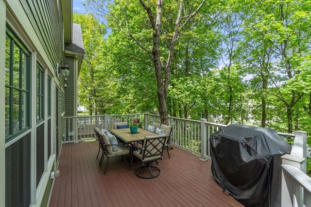 113 Carlisle St 113, Newton, MA 02459