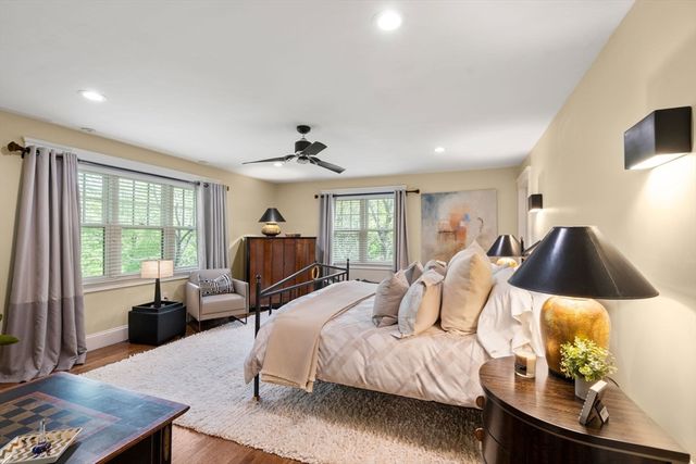 113 Carlisle St 113, Newton, MA 02459