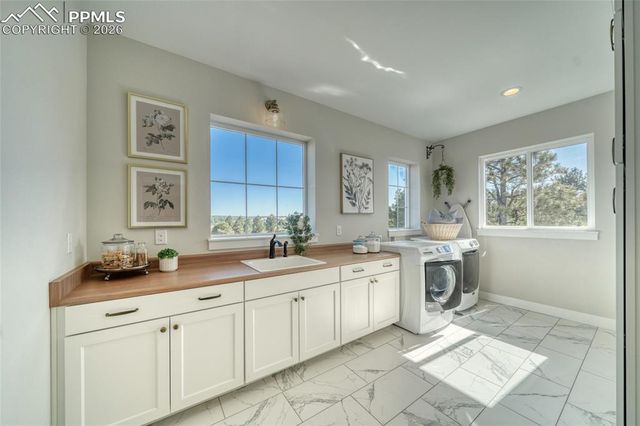 17590 W Cherry Stage Road, Colorado Springs, CO 80921