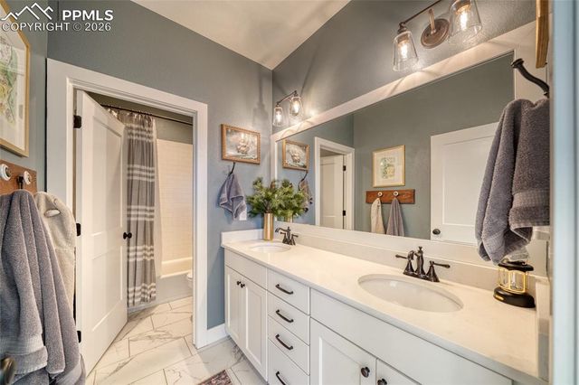 17590 W Cherry Stage Road, Colorado Springs, CO 80921