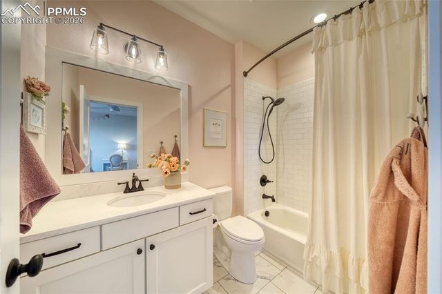 17590 W Cherry Stage Road, Colorado Springs, CO 80921