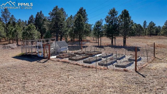 17590 W Cherry Stage Road, Colorado Springs, CO 80921