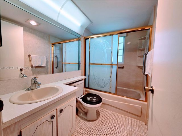 529 Fanshaw M 529, Boca Raton, FL 33434