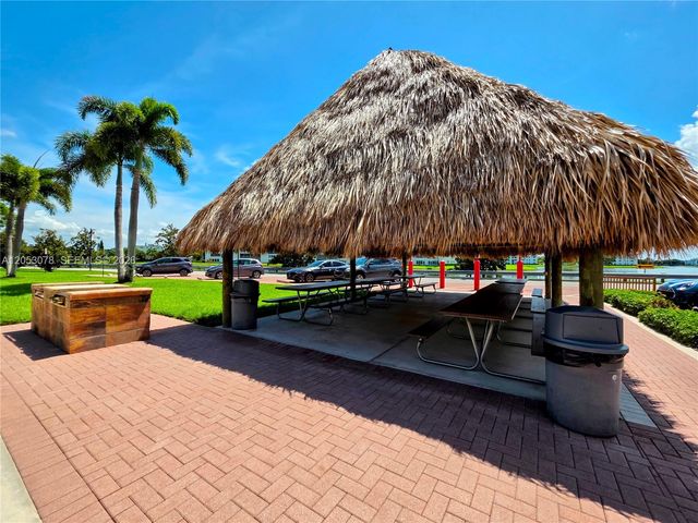 529 Fanshaw M 529, Boca Raton, FL 33434