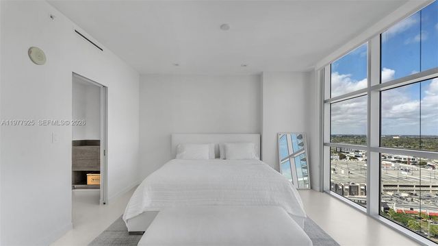 3301 NE 1st Ave H1711, Miami, FL 33137