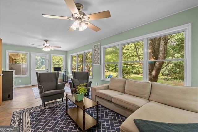 102 Shelnutt Drive, Bremen, GA 30110