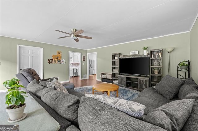 102 Shelnutt Drive, Bremen, GA 30110