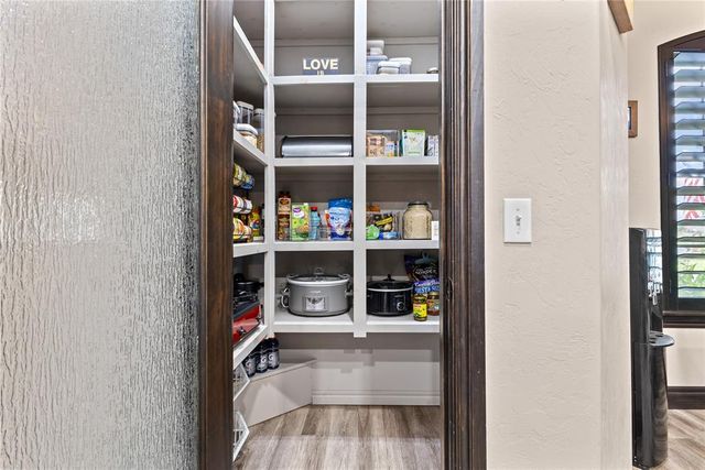 1300 Crimson Drive, Weatherford, OK 73096