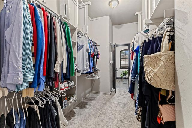 1300 Crimson Drive, Weatherford, OK 73096