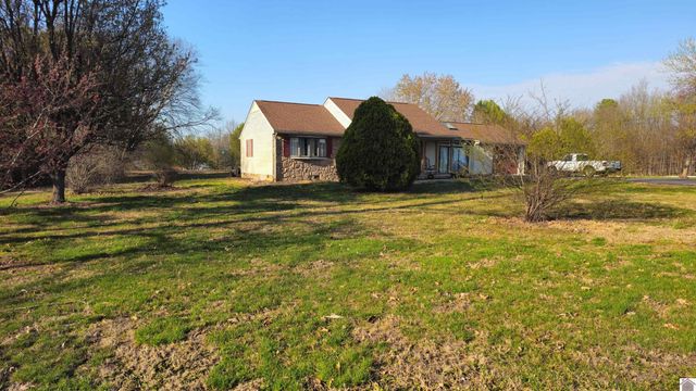 4678 W US Highway 68, Benton, KY 42025