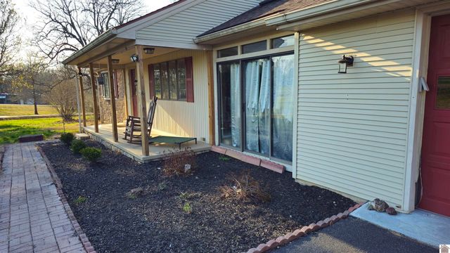 4678 W US Highway 68, Benton, KY 42025