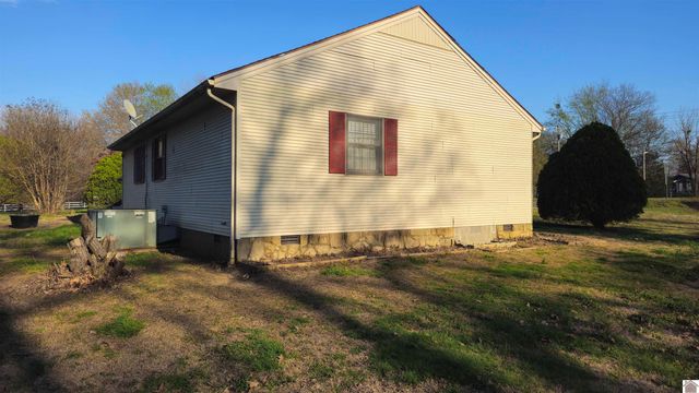 4678 W US Highway 68, Benton, KY 42025