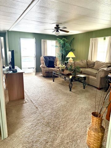 129 E Caribbean, Port St. Lucie, FL 34952