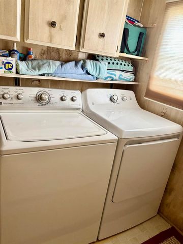129 E Caribbean, Port St. Lucie, FL 34952