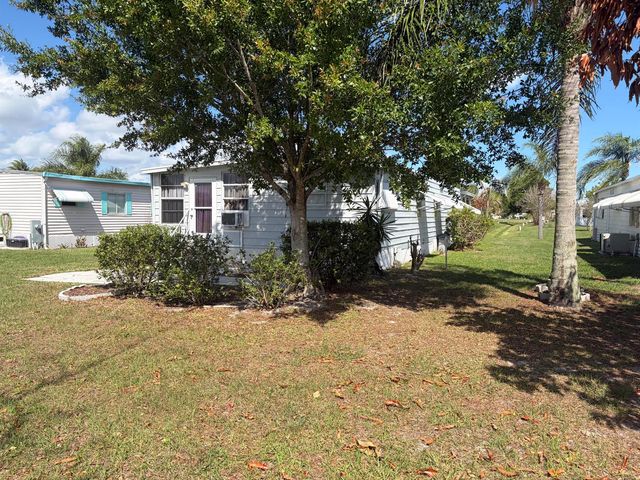 129 E Caribbean, Port St. Lucie, FL 34952