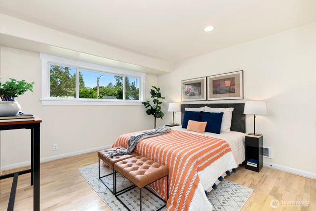 9348 32nd Avenue SW, Seattle, WA 98126