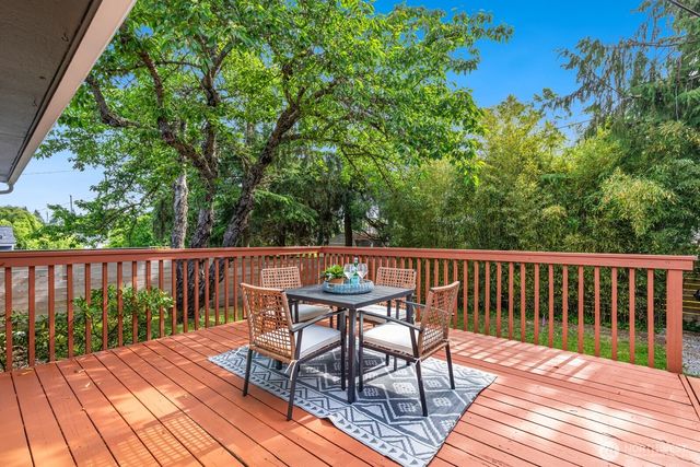 9348 32nd Avenue SW, Seattle, WA 98126