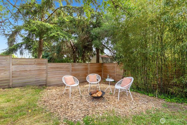9348 32nd Avenue SW, Seattle, WA 98126