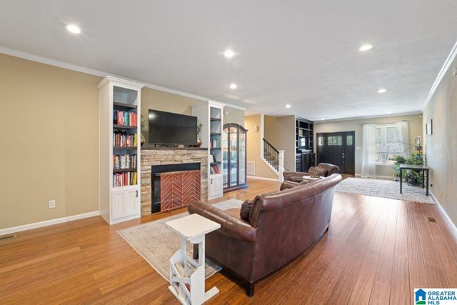 46 VOLUNTEERS CIRCLE, Sylacauga, AL 35151