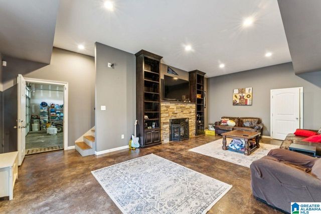 46 VOLUNTEERS CIRCLE, Sylacauga, AL 35151