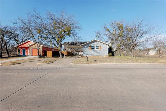 713 SE 16th Street, Mineral Wells, TX 76067