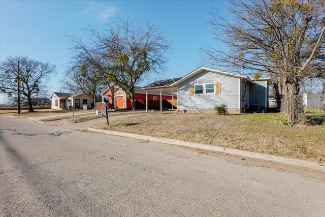 713 SE 16th Street, Mineral Wells, TX 76067