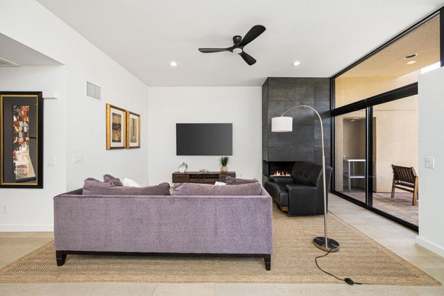 100 E Stevens Road 513, Palm Springs, CA 92262