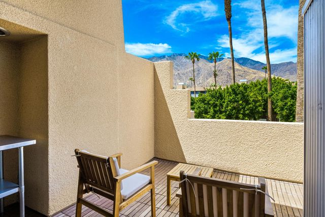 100 E Stevens Road 513, Palm Springs, CA 92262