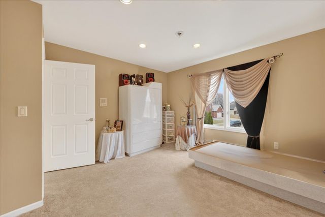 19444 Jack Pine Drive, Macomb, MI 48042