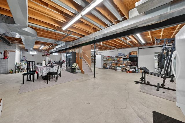 19444 Jack Pine Drive, Macomb, MI 48042