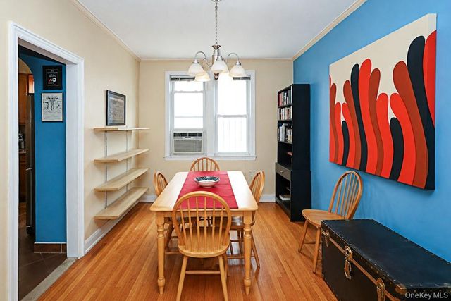 25-30 36th Avenue, Astoria, NY 11106