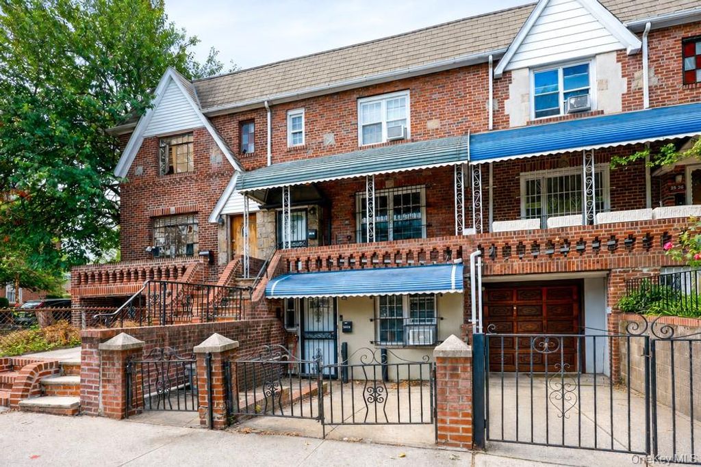 25-30 36th Avenue, Astoria, NY 11106 — photo 3